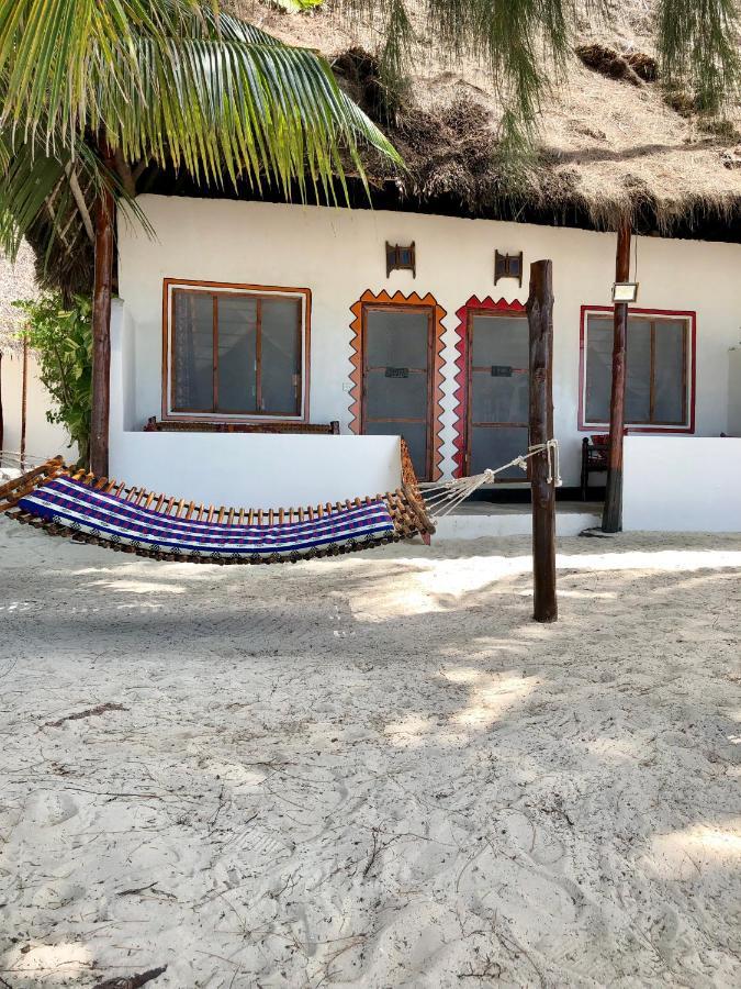 Simba Beach Zanzibar Kiwengwa  Exterior photo